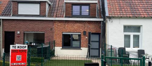 Rijwoning met tuin in Deinze/Vinkt, 2 slaapkamers, bouwjaar 1934, EPC-waarde 250.00, energielabel C