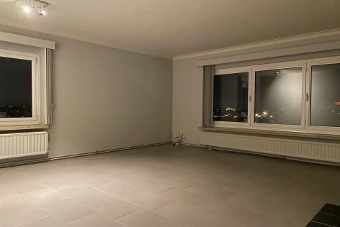 Ruim dakappartement met 3 slaapkamers in hoogbouw te Gent - 125.00m²