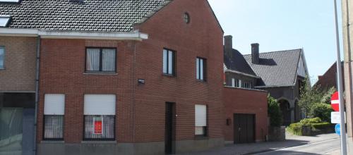 3 slpk woning met garage te huur te Bavegem