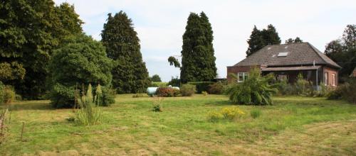 Open bebouwing met leuke tuin te Massemen 