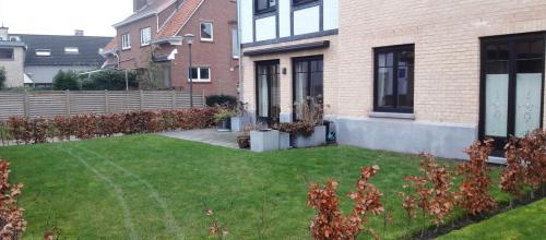 Ruim GLV appartement te Merelbeke met tuin en garage