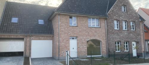 Landelijk woning in leefstraat